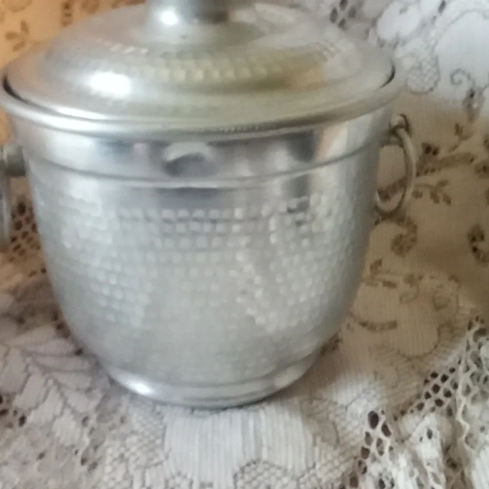 Vintage ice bucket made in Italy